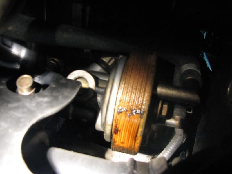 2001 Nissan pathfinder leaking oil #4