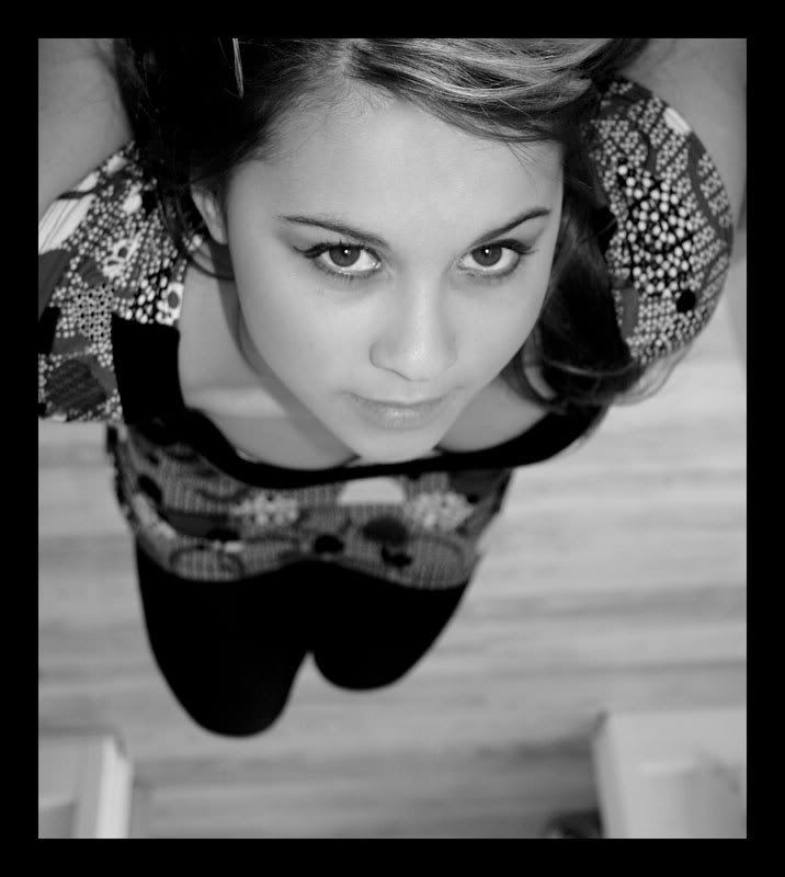 IMAGE: http://i16.photobucket.com/albums/b13/sarahemjones/IMG_0344.jpg