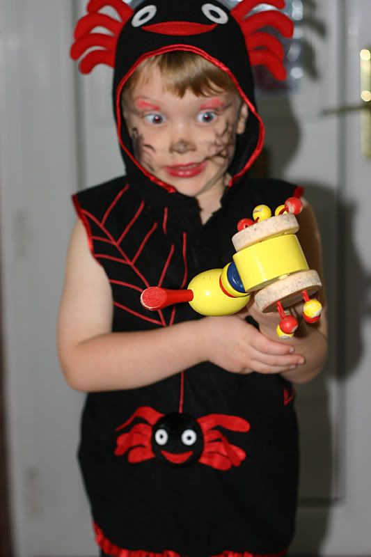 IMAGE: http://i16.photobucket.com/albums/b13/sarahemjones/IMG_0642.jpg