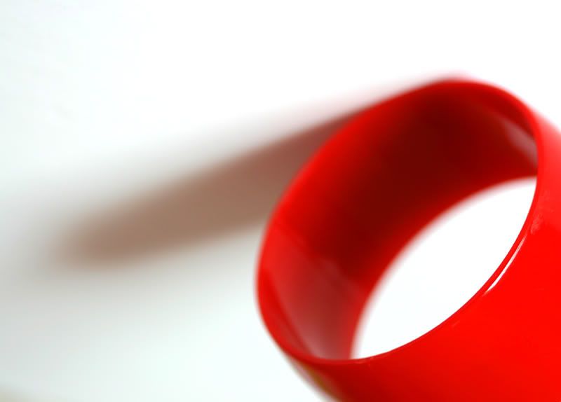 IMAGE: http://i16.photobucket.com/albums/b13/sarahemjones/MagicallyDelicious_1x.jpg