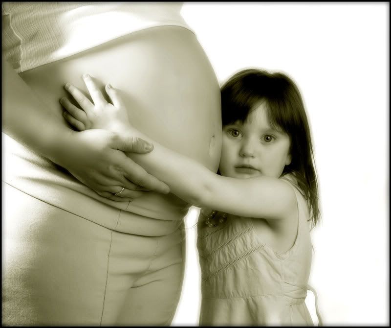 IMAGE: http://i16.photobucket.com/albums/b13/sarahemjones/canon3.jpg