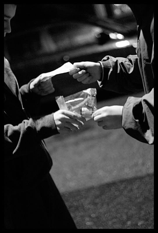 IMAGE: http://i16.photobucket.com/albums/b13/sarahemjones/junkie3.jpg