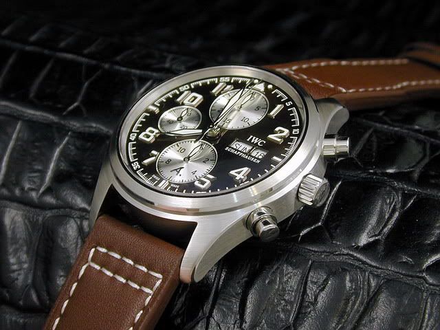 IWC-3717SE-01.jpg