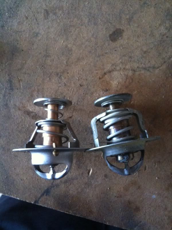 How to tell difference between thermostats? Lightning Rodder