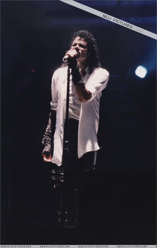 badtour-51copy.jpg