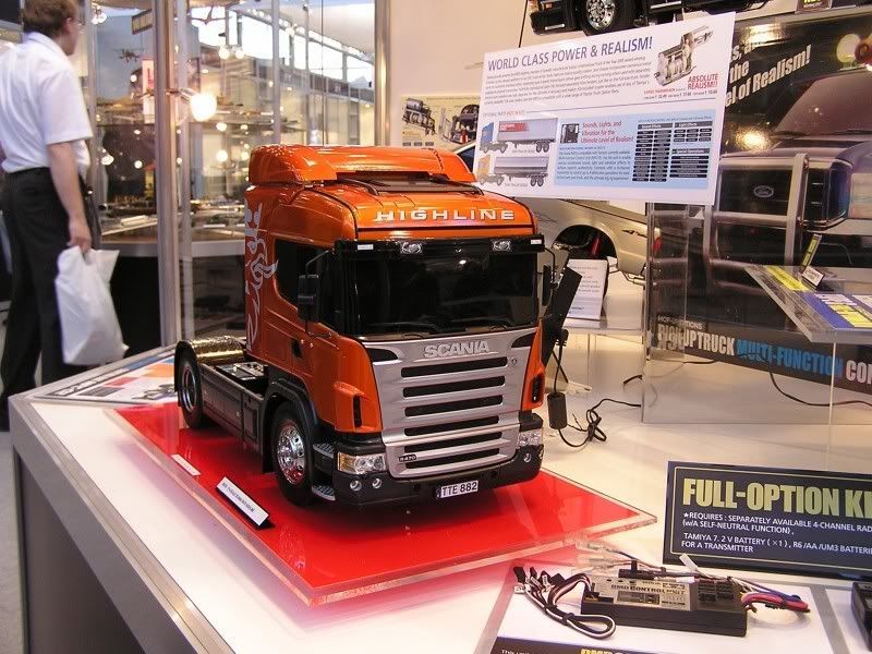 scania orange