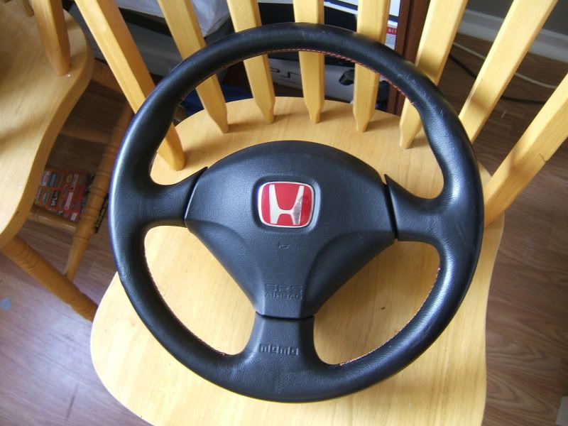 F/S JDN DC5 typr R and CL1 euro R steering wheel w/AIRBAG MOMO bolt