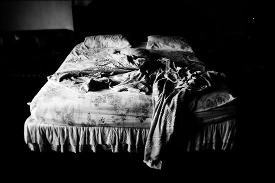 0078lonelybedbw_SMALL.jpg