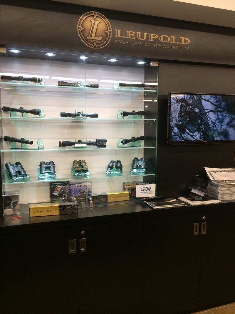 leupold%20display.jpg