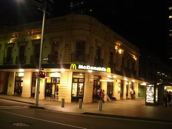 sydney at night