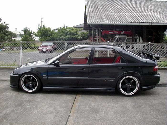side4doorcivic.jpg