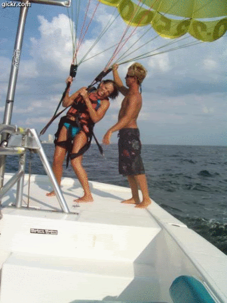 parasailgickr.gif picture by leaannjohnson