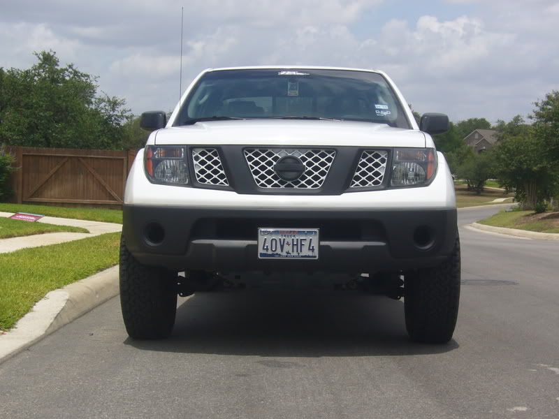 How to remove nissan frontier grille #4