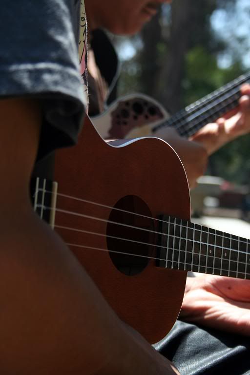 Ukulele time! Ukulele jam session. Photo by Me.