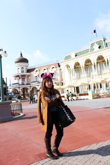 disneyland outfit