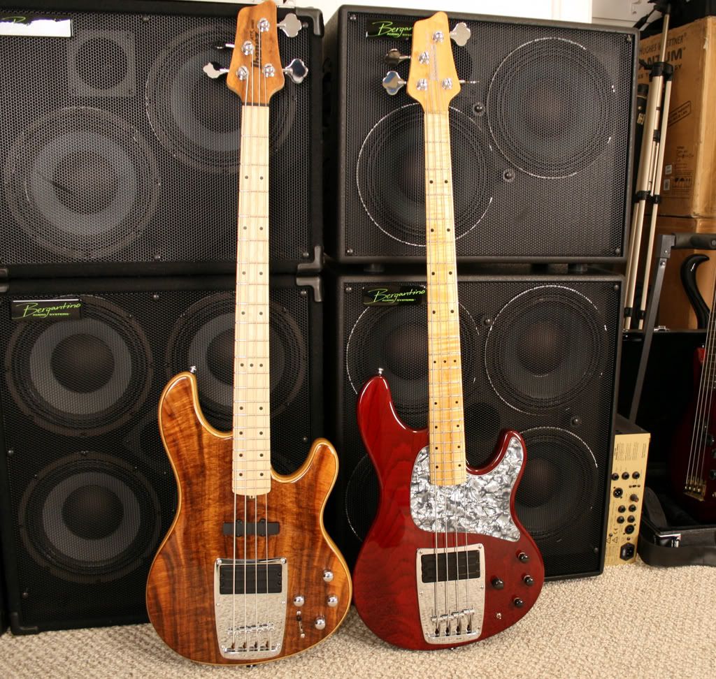 http://i16.photobucket.com/albums/b6/tombowlus/Ibanez%20USA%20Custom%20ATK/IbanezATK003.jpg