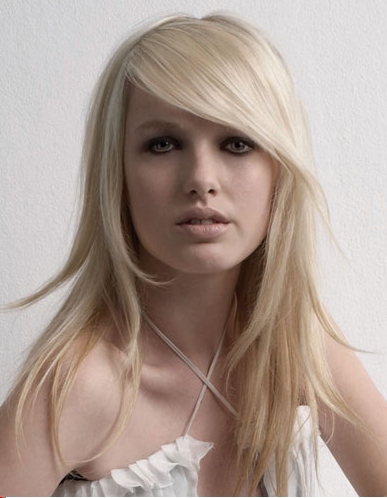 Hot Hairstyles Pictures Tips For Long Hair 2009 hairstyles long bangs. side