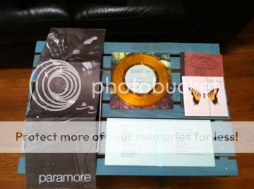 PARAMORE: Brand New Eyes Deluxe Box Set For Sale!
